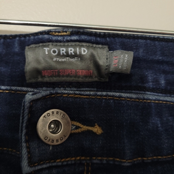 Torrid Midfit Super Skinny High Rise Stretch Size 16T - Picture 4 of 9
